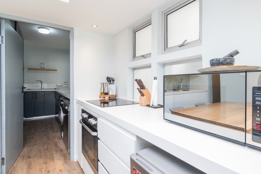 To Let 2 Bedroom Property for Rent in Sea Point Western Cape